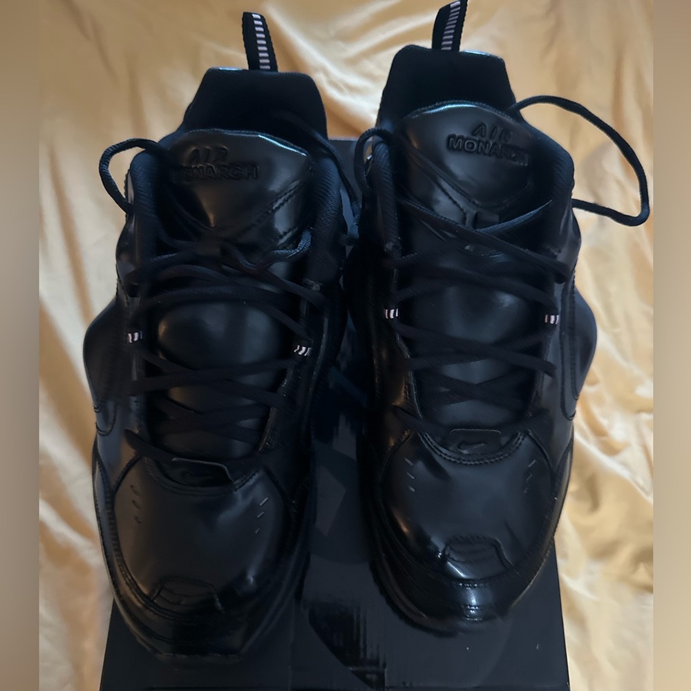 Air monarch IV Martine Rose